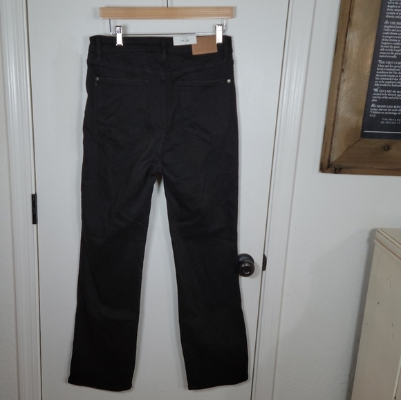 Judy Blue High Waisted Dad Crossover Jeans Size 11/30 - Picture 7 of 9